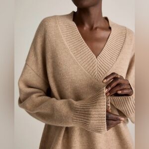 EUC Quince Mongolian Cashmere Oversized V-Neck Sweater, Oatmeal, Size Large